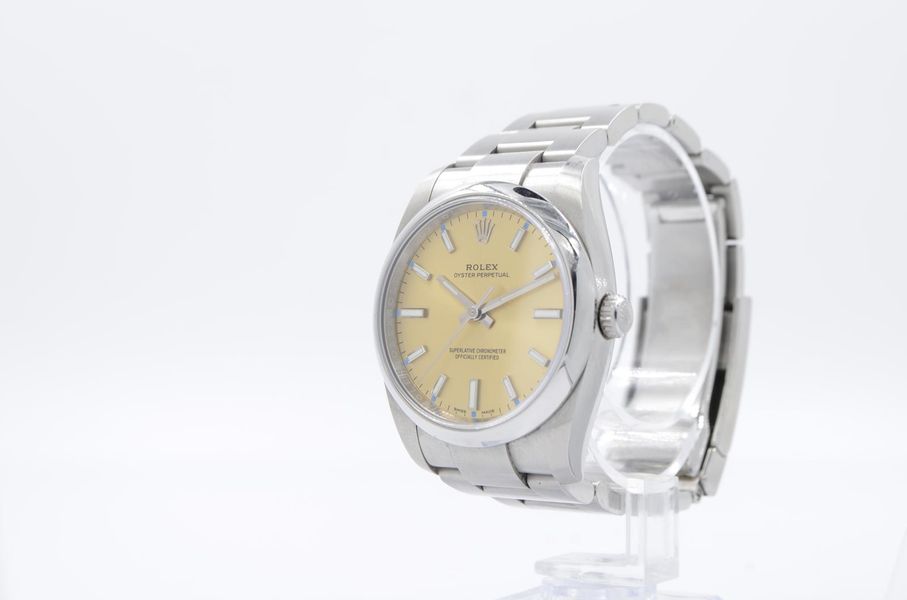 Rolex Oyster Perpetual 114200
